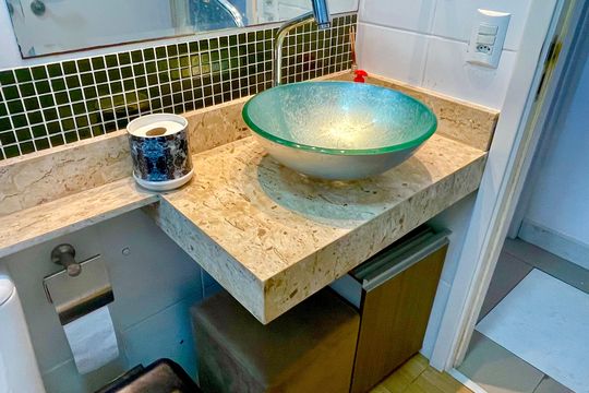 Banheiro 2 de apartamento à venda com 2 quartos, 59m² em Picanço, Guarulhos