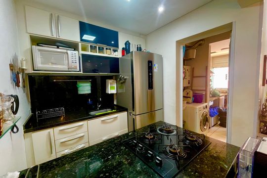 Cozinha de apartamento à venda com 2 quartos, 59m² em Picanço, Guarulhos