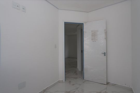 Quarto de apartamento à venda com 2 quartos, 27m² em Jardim Adutora, São Paulo