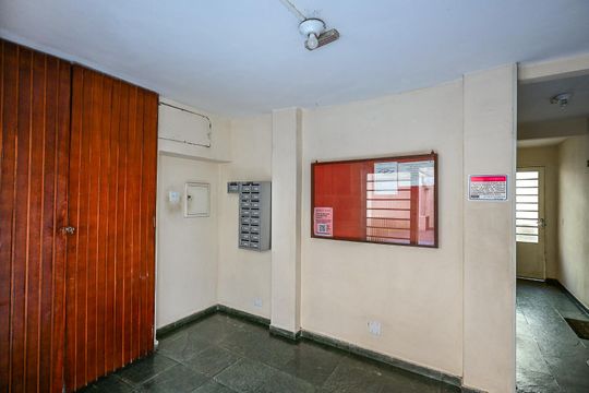 Hall Social de apartamento à venda com 2 quartos, 76m² em Chácara Agrindus, Taboão da Serra