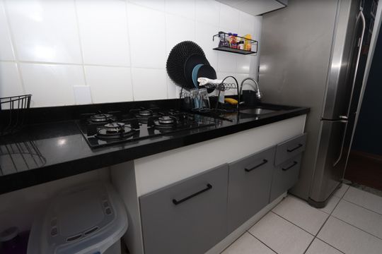 Cozinha de apartamento à venda com 2 quartos, 50m² em Vila Metalúrgica, São Paulo