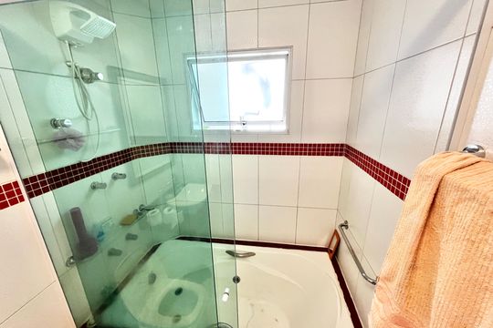 Banheiro de apartamento à venda com 2 quartos, 60m² em Santana, São Paulo
