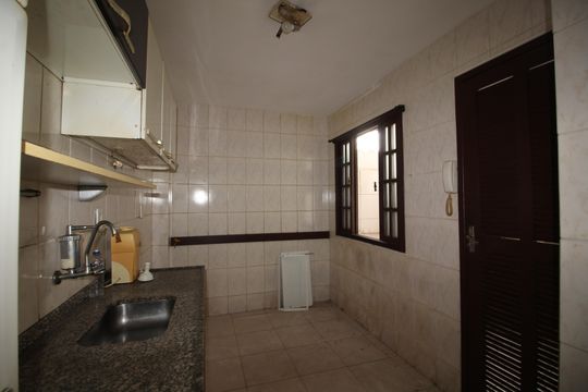 Cozinha de casa de condomínio à venda com 2 quartos, 81m² em Taquara, Rio de Janeiro