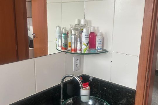 Banheiro de apartamento à venda com 2 quartos, 50m² em Taquara, Rio de Janeiro