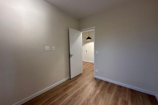 Quarto de apartamento à venda com 2 quartos, 58m² em Jardim Esperanca, Barueri