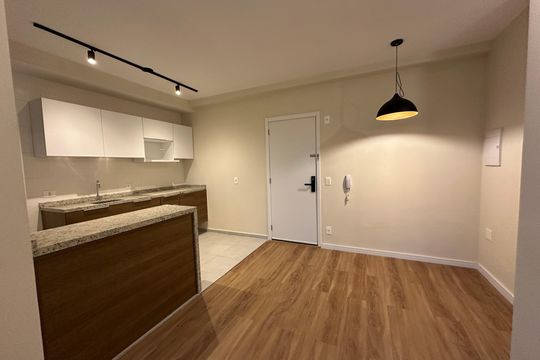 Sala de apartamento à venda com 2 quartos, 58m² em Jardim Esperanca, Barueri