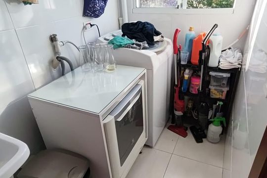Área de serviço de casa de condomínio para alugar com 3 quartos, 160m² em Chácara Pavoeiro, Cotia