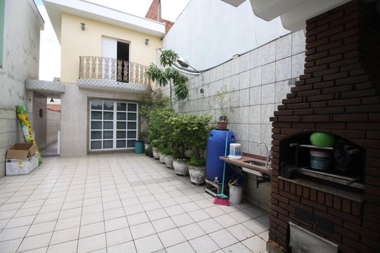 Churrasqueira de casa à venda com 3 quartos, 150m² em Vila California, São Paulo