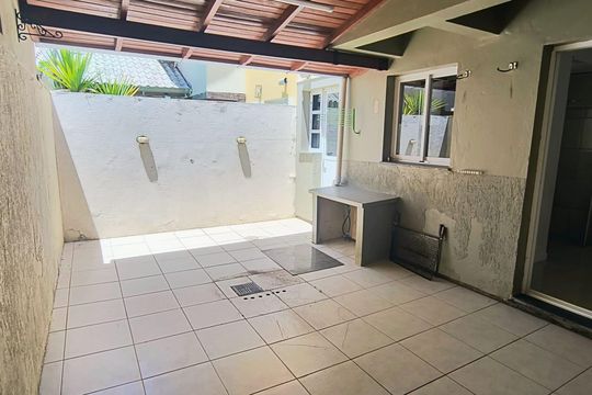 Casa à venda com 3 quartos, 136m² em Olaria, Canoas