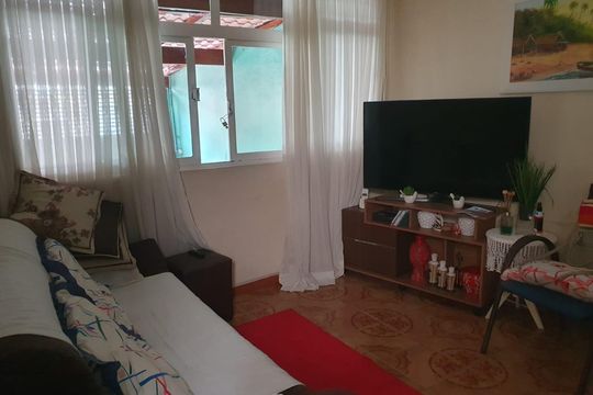 Casa à venda com 3 quartos, 140m² em São Lucas, São Paulo