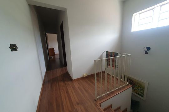Casa à venda com 3 quartos, 140m² em São Lucas, São Paulo