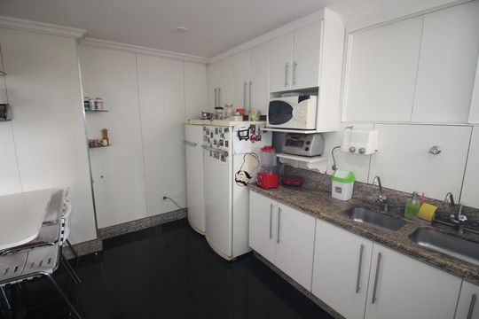 Cozinha de apartamento à venda com 4 quartos, 270m² em Novo Eldorado, Contagem