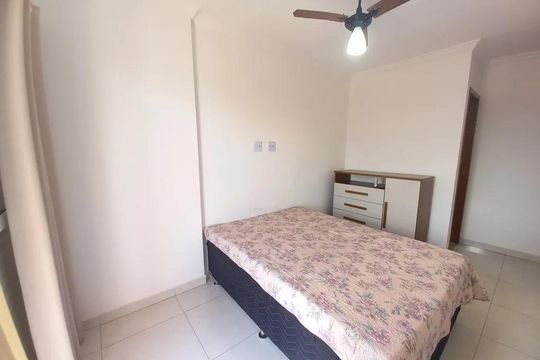 Quarto de apartamento para alugar com 2 quartos, 64m² em Aviação, Praia Grande
