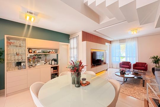 Sala de casa de condomínio à venda com 3 quartos, 193m² em Recanto Quarto Centenário, Jundiaí