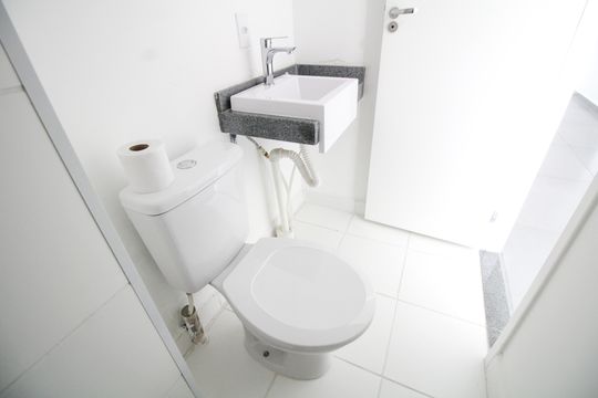 Banheiro de kitnet/studio à venda com 1 quarto, 29m² em Brás, São Paulo