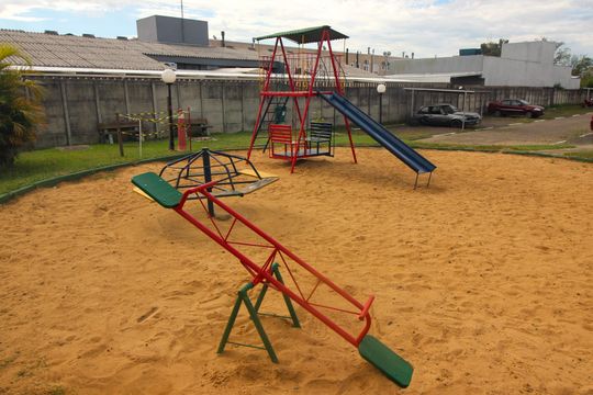 Área comum - Playground de apartamento para alugar com 2 quartos, 39m² em Restinga, Porto Alegre