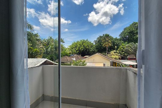 Casa de Condomínio para alugar com 3 quartos, 720m² em Vargem Grande, Rio de Janeiro