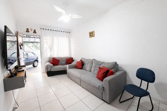 Casa à venda com 3 quartos, 160m² em Quitaúna, Osasco