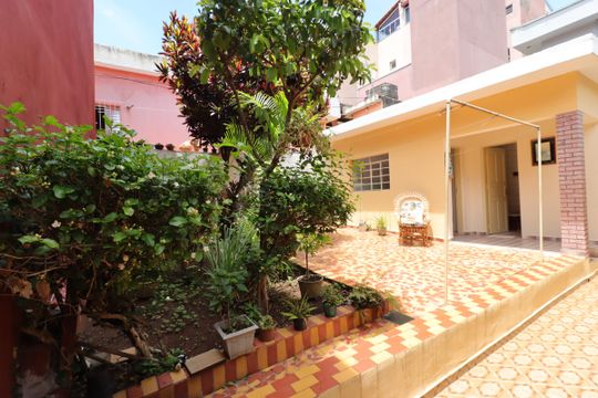 Jardim de casa à venda com 2 quartos, 235m² em Jardim Utinga, Santo André