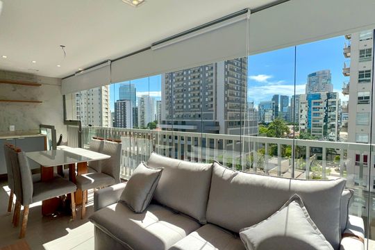 Varanda de kitnet/studio à venda com 1 quarto, 43m² em Pinheiros, São Paulo