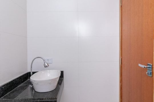 Banheiro de apartamento à venda com 2 quartos, 60m² em Vila Sao Geraldo, São Paulo