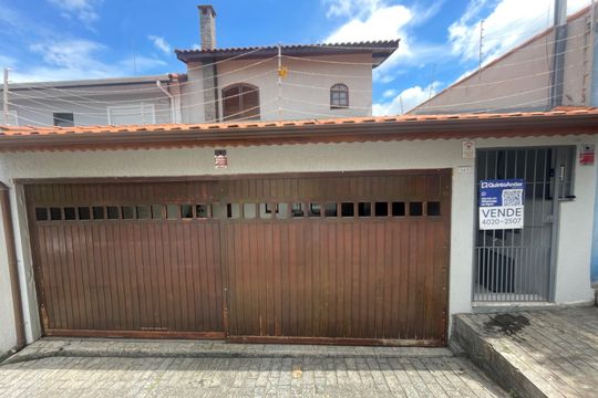 Casa à venda com 3 quartos, 220m² em Parque Sao Domingos, São Paulo