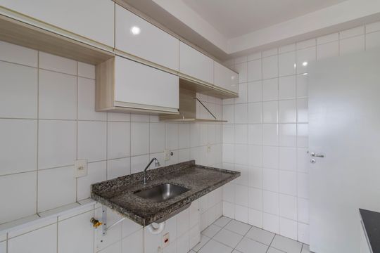 Cozinha de apartamento para alugar com 2 quartos, 65m² em Vila Augusta, Guarulhos