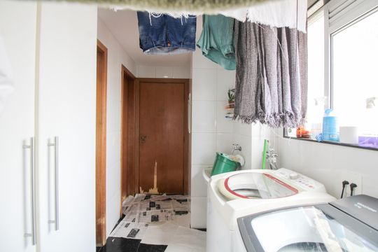 Área de Serviço de apartamento à venda com 3 quartos, 147m² em Água Rasa, São Paulo