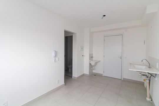 Apartamento para alugar com 2 quartos, 32m² em Vila Nova Curuca, São Paulo