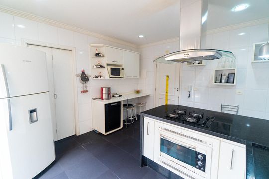 Cozinha de casa de condomínio à venda com 3 quartos, 160m² em Vila Clementino, São Paulo