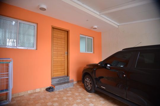 Garagem de casa à venda com 3 quartos, 100m² em Parque Oratório, Santo André