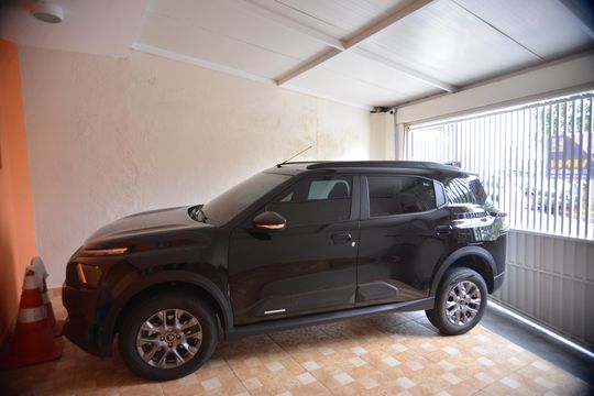 Garagem de casa à venda com 3 quartos, 100m² em Parque Oratório, Santo André