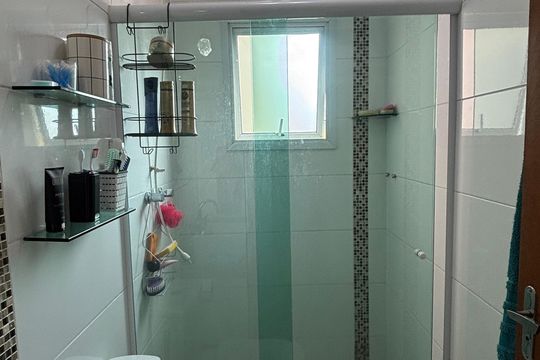 Banheiro de apartamento à venda com 3 quartos, 162m² em Jardim Santo Antônio, Santo André