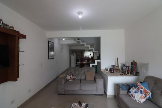 Sala  de casa para alugar com 2 quartos, 216m² em Sítio dos Vianas, São Bernardo do Campo