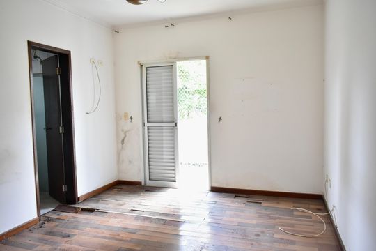 Suíte 1 de casa à venda com 5 quartos, 170m² em Vila da Saúde, São Paulo