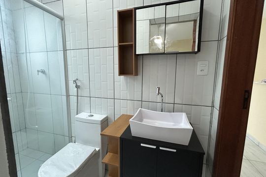Banheiro de casa para alugar com 2 quartos, 144m² em Bento Ribeiro, Rio de Janeiro