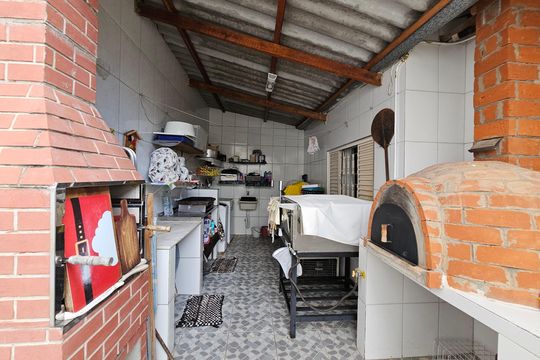 Casa à venda com 2 quartos, 90m² em Mirandópolis, São Paulo