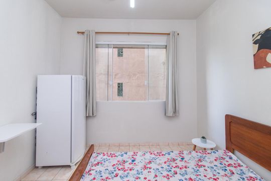 Sala/Quarto de apartamento à venda com 1 quarto, 19m² em Centro Histórico, Porto Alegre