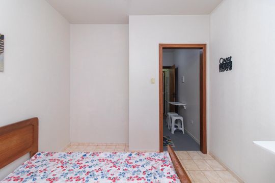 Sala/Quarto de apartamento à venda com 1 quarto, 19m² em Centro Histórico, Porto Alegre