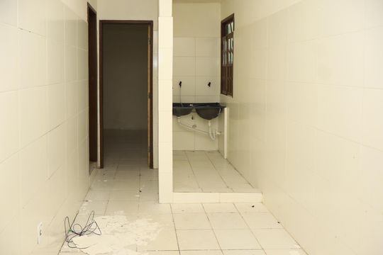 Cozinha de casa para alugar com 2 quartos, 60m² em Itapuã, Salvador