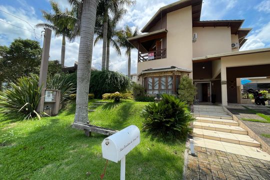 Entrada de casa de condomínio para alugar com 3 quartos, 2950m² em Residencial San Diego (paysage Clair), Cotia