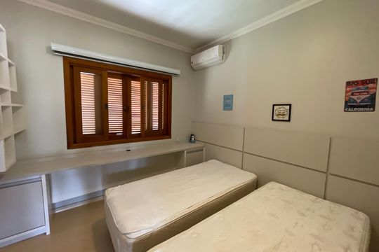 Quarto 2 de casa de condomínio para alugar com 3 quartos, 2950m² em Residencial San Diego (paysage Clair), Cotia