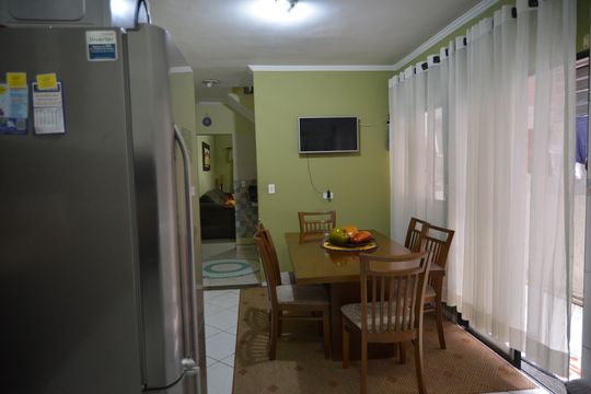 Cozinha de casa à venda com 3 quartos, 127m² em Vila Curuçá, Santo André