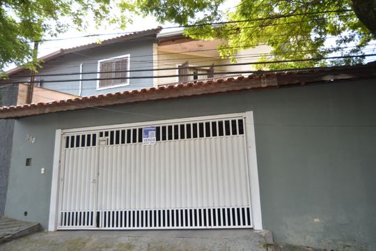 Fachada de casa à venda com 3 quartos, 127m² em Vila Curuçá, Santo André