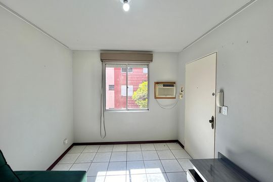 Sala de apartamento à venda com 1 quarto, 36m² em Canudos, Novo Hamburgo