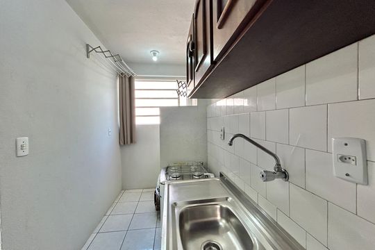 Cozinha de apartamento à venda com 1 quarto, 36m² em Canudos, Novo Hamburgo