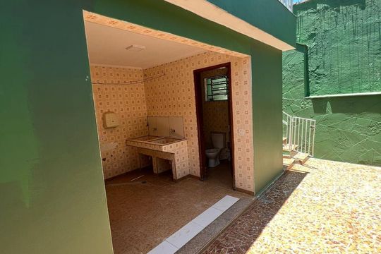 Casa à venda com 3 quartos, 262m² em Centro, Diadema