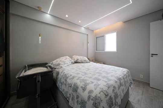 Suíte de apartamento à venda com 2 quartos, 55m² em Burgo Paulista, São Paulo