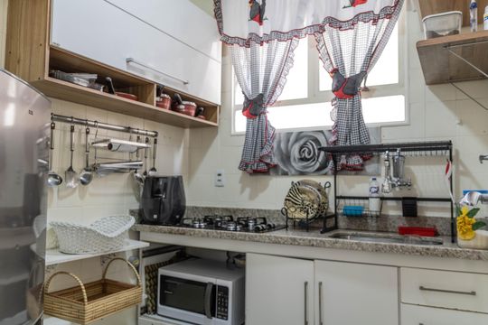 Cozinha de apartamento para alugar com 3 quartos, 75m² em Cidade Jardim, Belo Horizonte