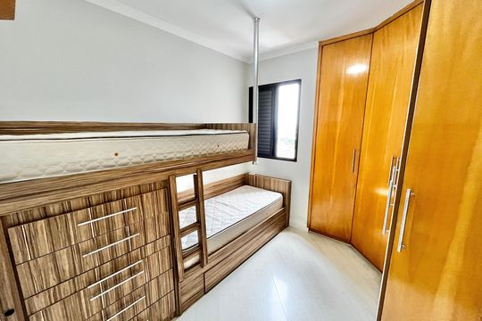 Quarto 1 de apartamento para alugar com 3 quartos, 81m² em Santa Teresinha, São Paulo